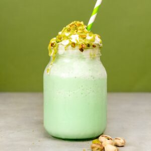 Pistachio & White Chocolate Frappe