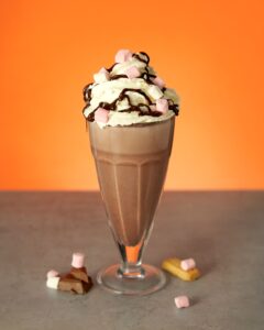 S'mores Hot Milkshake, Hot Chocolate, cosy drink., winter drink, autumn drink